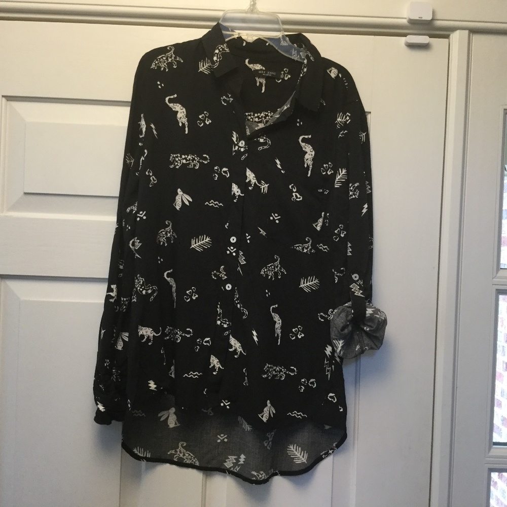 Max Jeans brand B&W animal print blouse